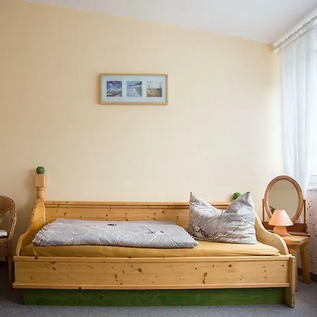 Gaststaette & Waldquell בית הארחה